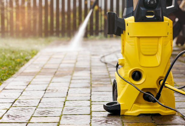 Best Roof Washing  in Belmond, IA
