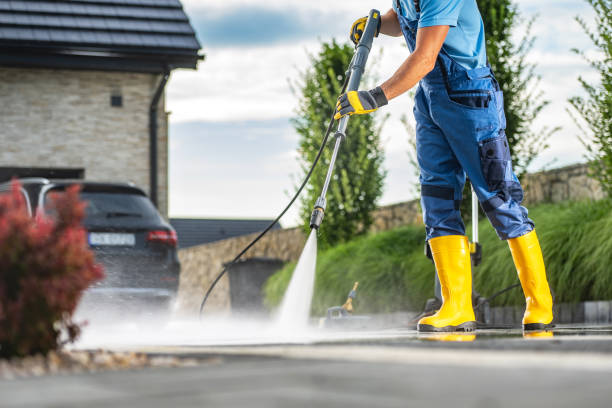 Professional Pressure Washing Services in Belmond, IA